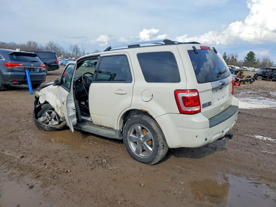 Продаж на аукціоні авто 2011 Ford Escape, vin: 1FMCU9EG5BKB69932, номер лоту: 49081236