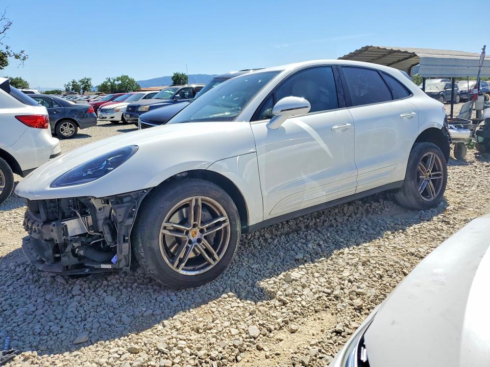 49226096 :رقم المزاد ، WP1AA2A51PLB21053 vin ، 2023 Porsche Macan مزاد بيع