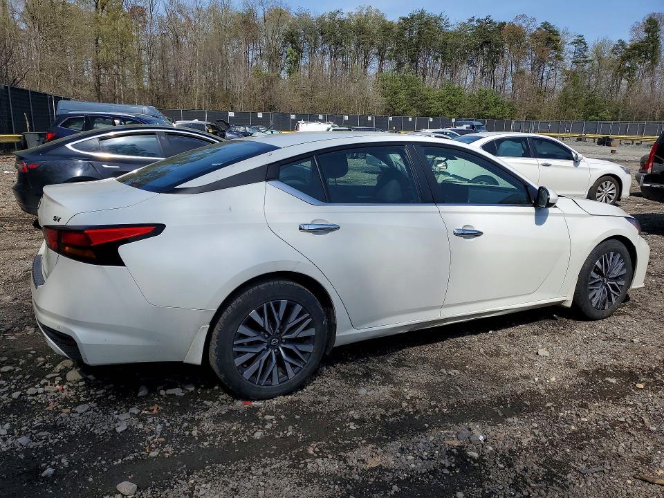 48675276 :رقم المزاد ، 1N4BL4DV2PN325104 vin ، 2023 Nissan Altima مزاد بيع