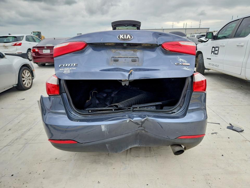 49885776 :رقم المزاد ، KNAFZ4A85E5066434 vin ، 2014 Kia Forte مزاد بيع