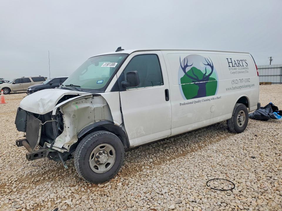 55808606 :رقم المزاد ، 1GCWGBFP8K1152532 vin ، 2019 Chevrolet Express G2500 مزاد بيع