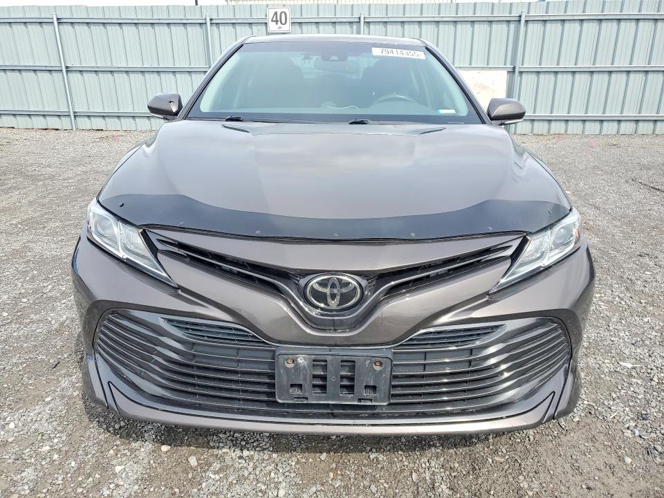 Продаж на аукціоні авто 2018 Toyota Camry, vin: 4T1B11HK8JU050474, номер лоту: 79414355