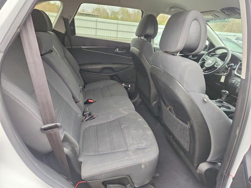 50605306 :رقم المزاد ، 5XYPG4A34GG035753 vin ، 2016 Kia Sorento مزاد بيع