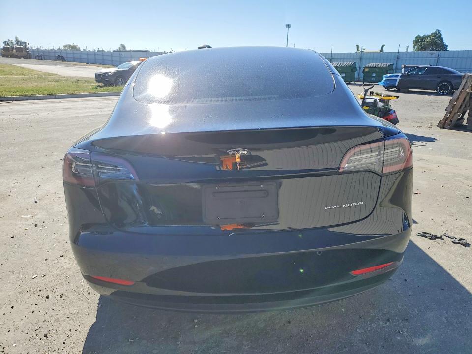 48698576 :رقم المزاد ، 5YJ3E1EB4NF134632 vin ، 2022 Tesla Model 3 مزاد بيع