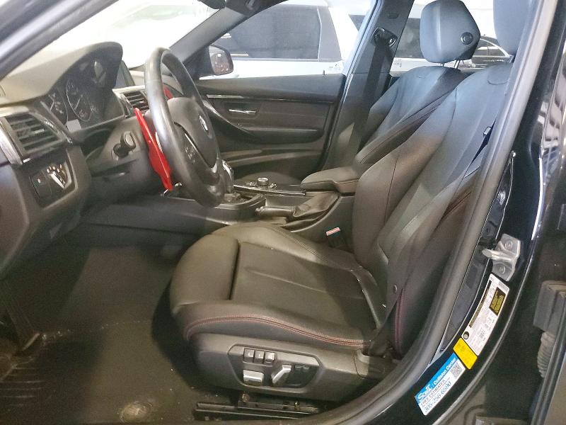 50983736 :رقم المزاد ، WBA8B9G33HNU56376 vin ، 2017 Bmw 330 مزاد بيع