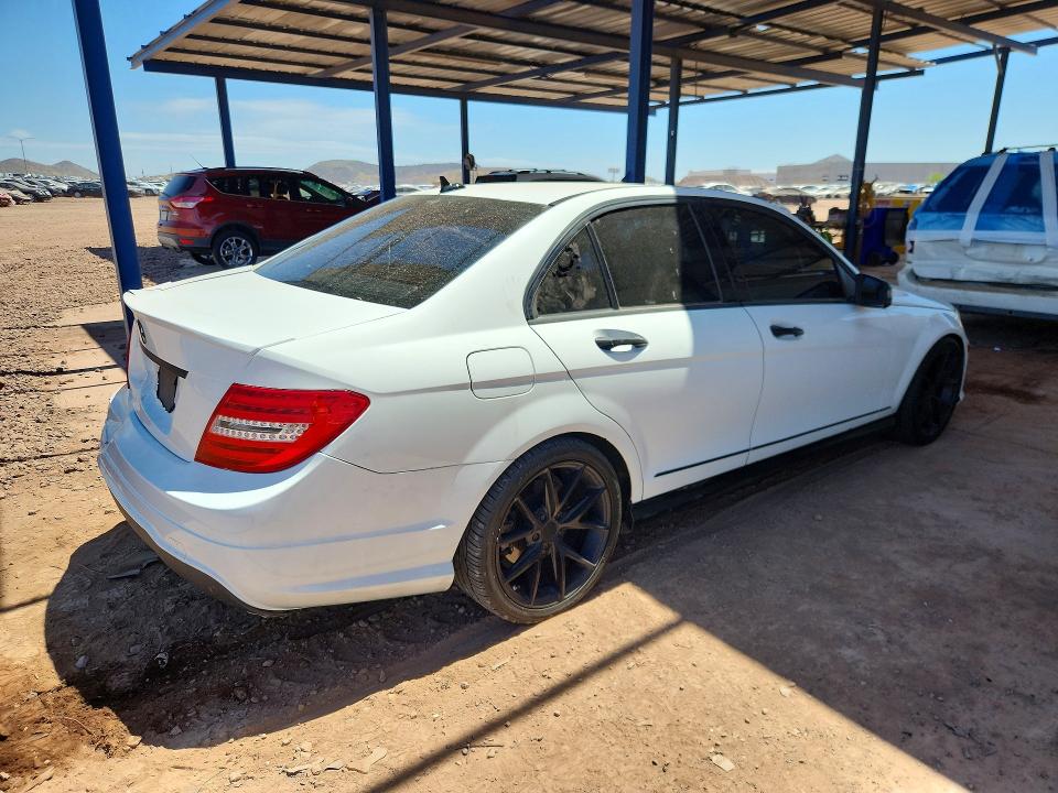 51836806 :رقم المزاد ، WDDGF4HBXDR284495 vin ، 2013 Mercedes-benz C مزاد بيع