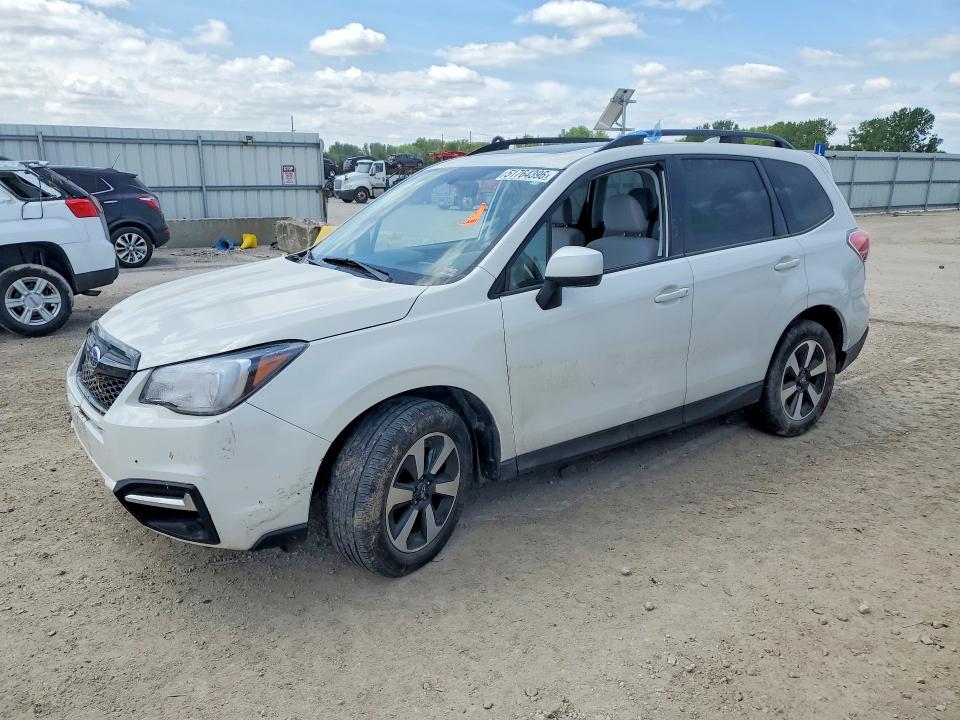 Auction sale of the 2018 Subaru Forester, vin: JF2SJAEC3JH569962, lot number: 51764396