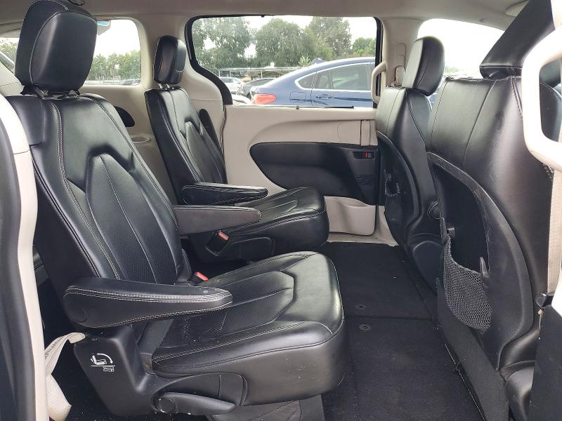 50129546 :رقم المزاد ، 2C4RC1DG6LR148966 vin ، 2020 Chrysler Voyager مزاد بيع