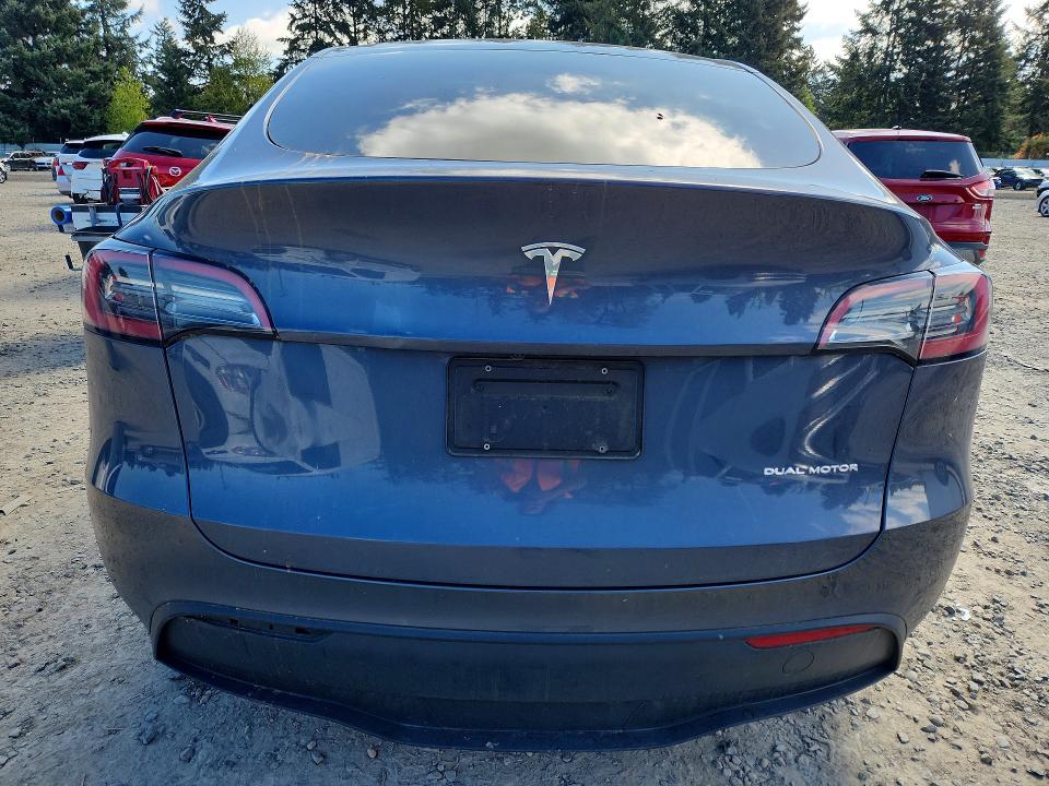Продажа на аукционе авто 2023 Tesla Model Y, vin: 7SAYGAEE6PF762384, номер лота: 51131716
