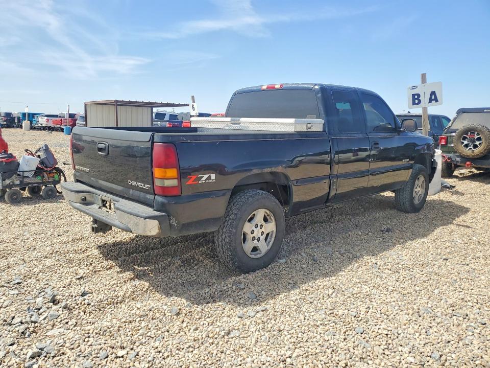 2002 Chevrolet Silverado მანქანა იყიდება აუქციონზე, vin: 2GCEK19T821383759, აუქციონის ნომერი: 50972696