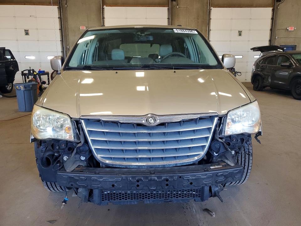 51884396 :رقم المزاد ، 2A8HR54169R618718 vin ، 2009 Chrysler Town & Country مزاد بيع