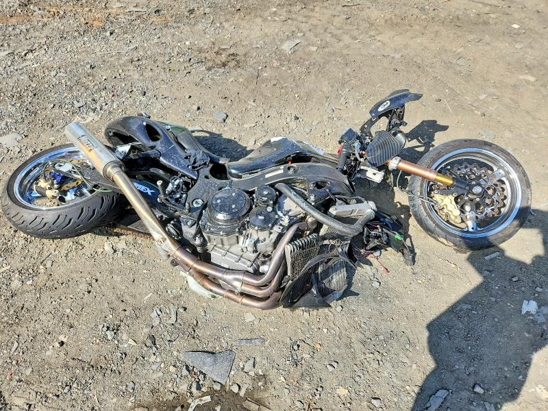 51757306 :رقم المزاد ، JS1GW71AX52107043 vin ، 2005 Suzuki Gsx1300 مزاد بيع