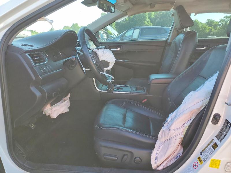 51039116 :رقم المزاد ، 4T1BD1FK9FU173167 vin ، 2015 Toyota Camry Hybrid مزاد بيع