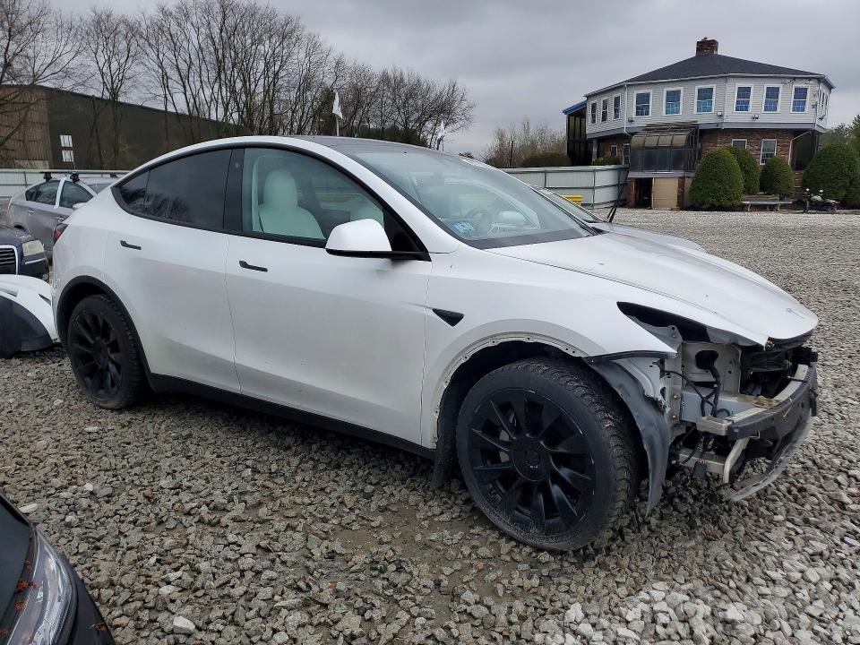 2020 Tesla Model Y მანქანა იყიდება აუქციონზე, vin: 5YJYGDEE3LF040458, აუქციონის ნომერი: 49373026