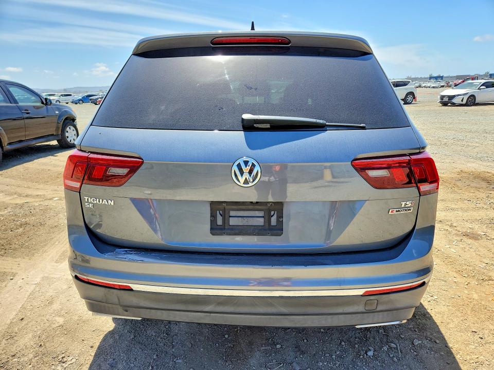 Продаж на аукціоні авто 2018 Volkswagen Tiguan, vin: 3VV2B7AX2JM055041, номер лоту: 51202006
