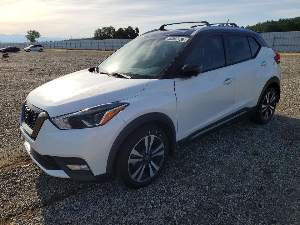 Продажа на аукционе авто 2019 Nissan Kicks, vin: 3N1CP5CUXKL563702, номер лота: 50369106