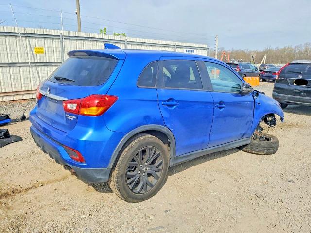 Продаж на аукціоні авто 2018 Mitsubishi Outlander Sport, vin: JA4AP3AU2JZ021720, номер лоту: 49501056