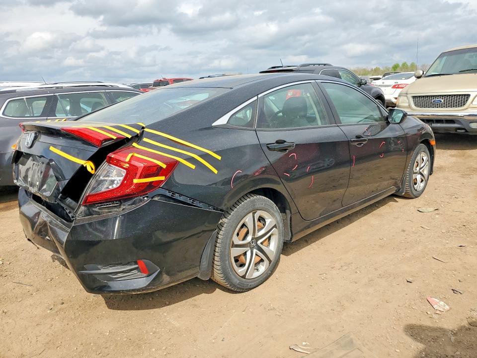 50187346 :رقم المزاد ، 19XFC2E59JE034576 vin ، 2018 Honda Civic مزاد بيع
