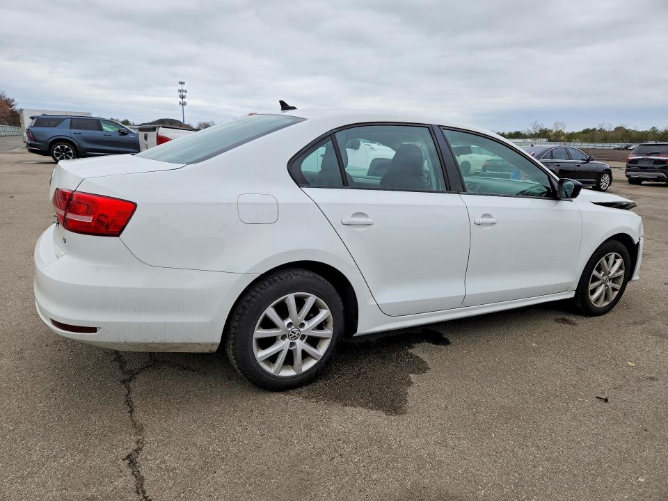50804526 :رقم المزاد ، 3VWD17AJ9FM283435 vin ، 2015 Volkswagen Jetta مزاد بيع