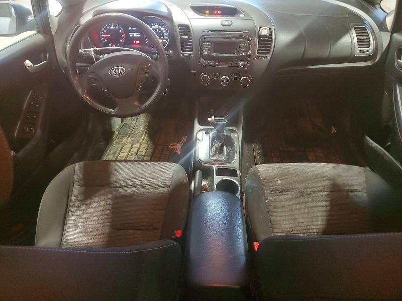 51318796 :رقم المزاد ، 3KPFK4A77JE207081 vin ، 2018 Kia Forte مزاد بيع