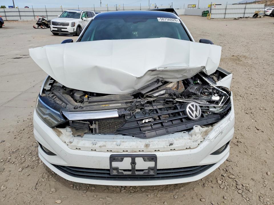 Продажа на аукционе авто 2019 Volkswagen Jetta, vin: 3VWC57BU8KM215422, номер лота: 50756926
