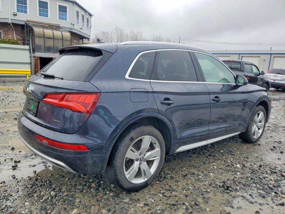 47960096 :رقم المزاد ، WA1CNBFY1K2053671 vin ، 2019 Audi Q5 مزاد بيع