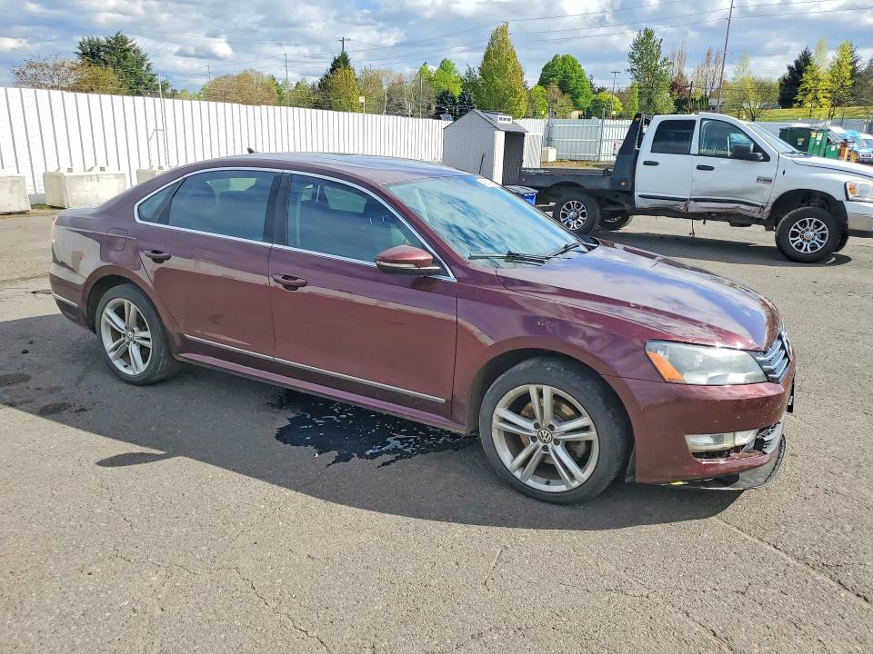 48541496 :رقم المزاد ، 1VWCN7A3XCC040313 vin ، 2012 Volkswagen Passat مزاد بيع