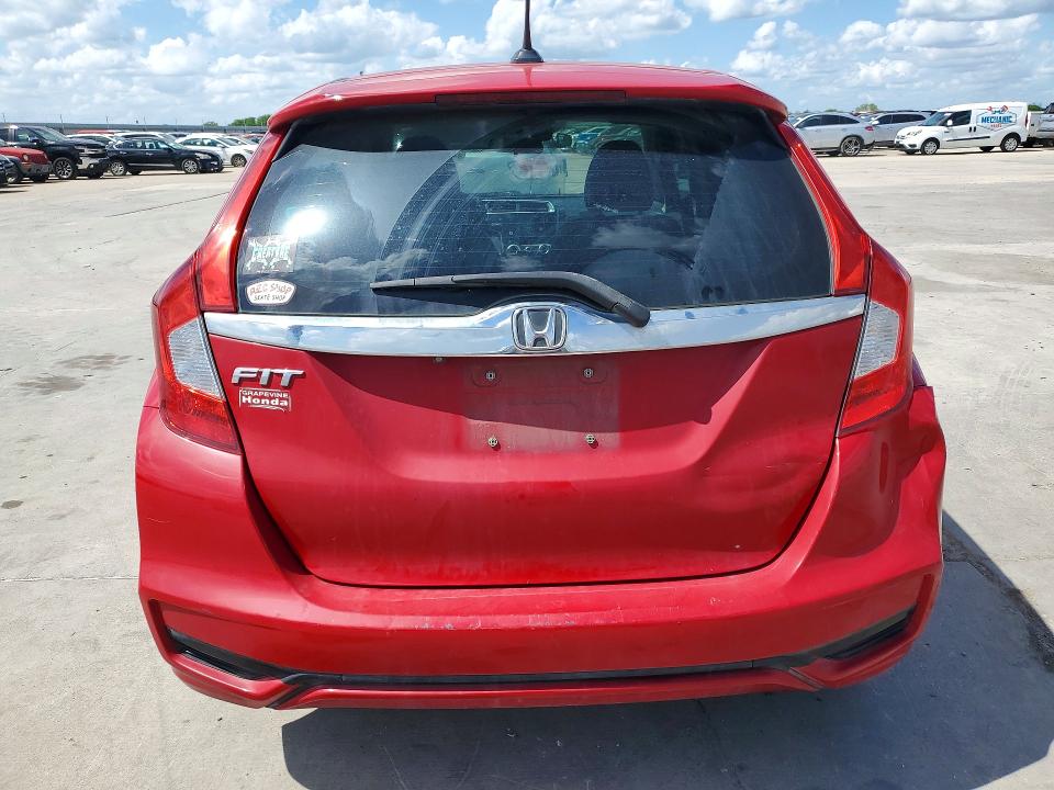 49492896 :رقم المزاد ، 3HGGK5H91JM700456 vin ، 2018 Honda Fit مزاد بيع