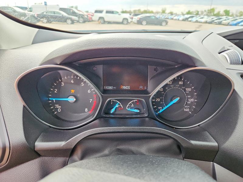 2018 Ford Escape მანქანა იყიდება აუქციონზე, vin: 1FMCU0GDXJUC48272, აუქციონის ნომერი: 51907666