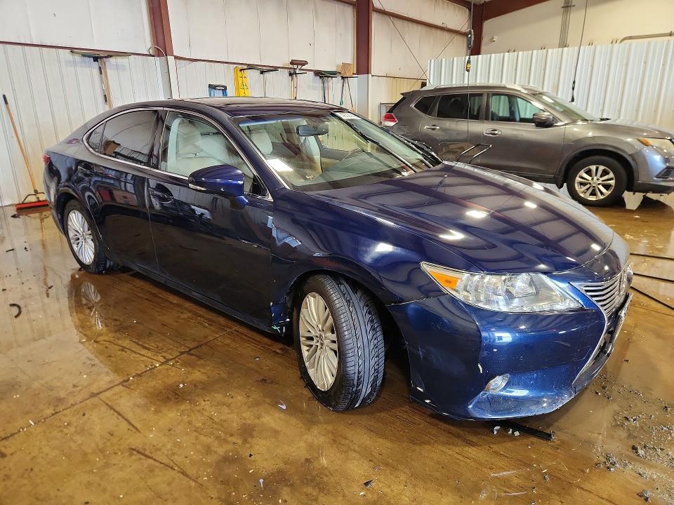 49720656 :رقم المزاد ، JTHBK1GG9E2102953 vin ، 2014 Lexus Es مزاد بيع