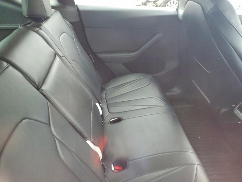 48204036 :رقم المزاد ، 7SAYGDEE6RA221109 vin ، 2024 Tesla Model Y مزاد بيع