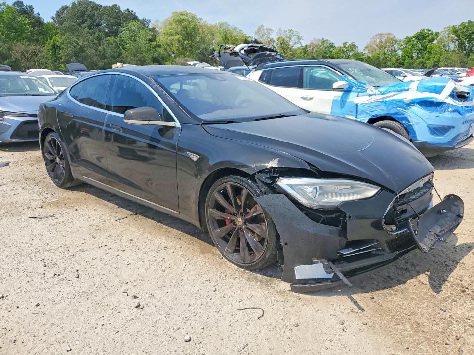Продажа на аукционе авто 2016 Tesla Model S, vin: 5YJSA1E41GF134177, номер лота: 49000446