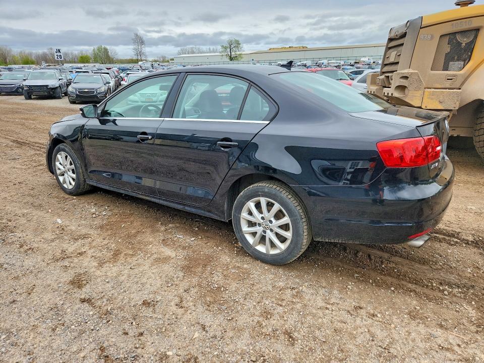 51796886 :رقم المزاد ، 3VWD07AJ4EM440080 vin ، 2014 Volkswagen Jetta مزاد بيع
