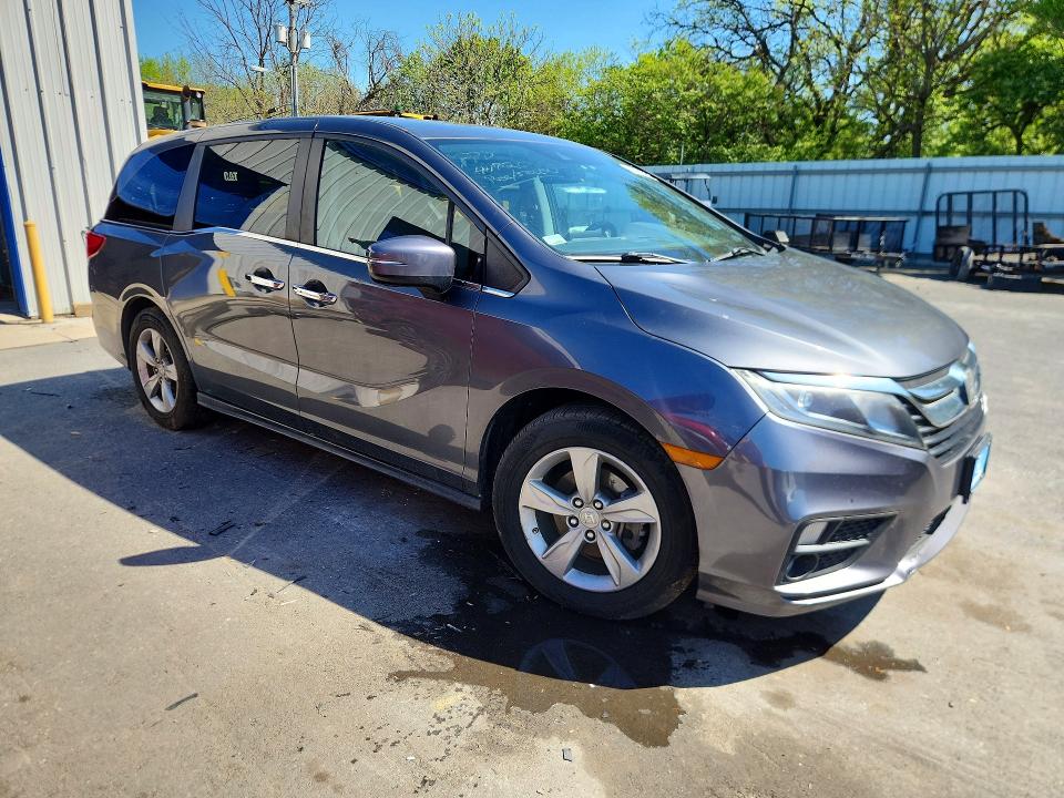 Продаж на аукціоні авто 2018 Honda Odyssey, vin: 5FNRL6H79JB061353, номер лоту: 50361306