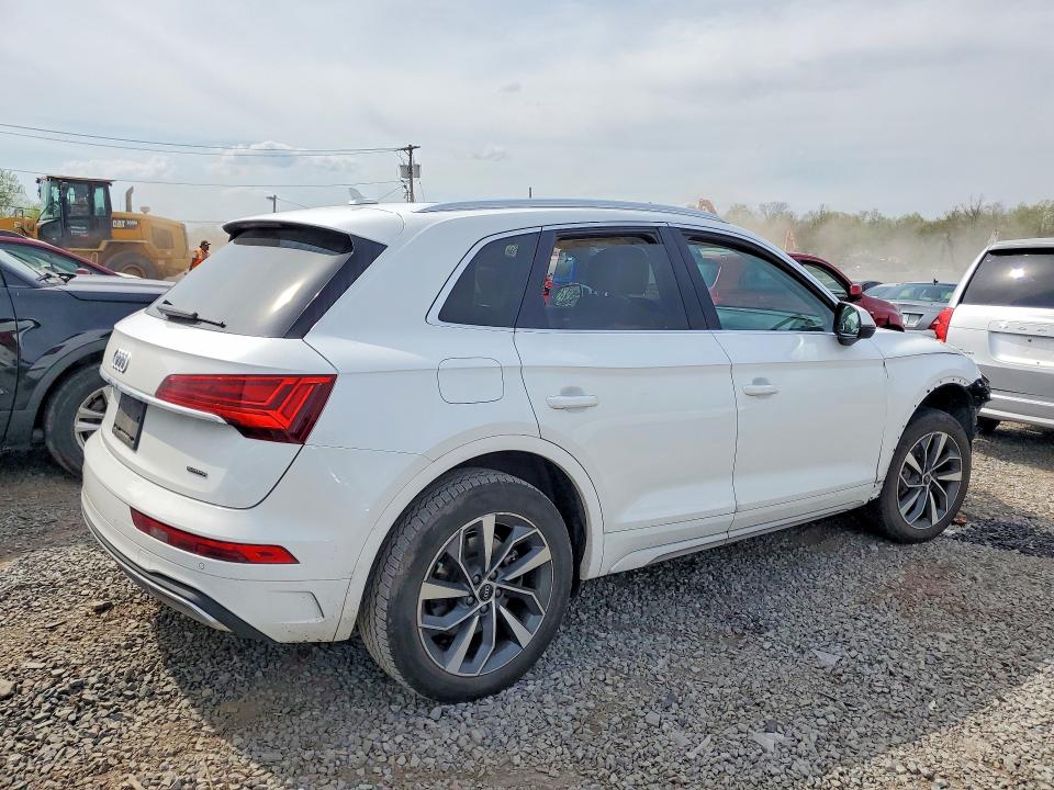 49867216 :رقم المزاد ، WA1BAAFY3M2067141 vin ، 2021 Audi Q5 مزاد بيع