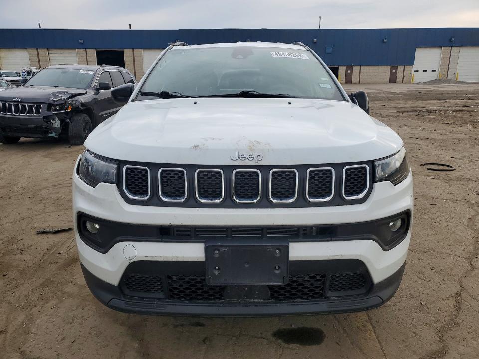 2024 Jeep Compass მანქანა იყიდება აუქციონზე, vin: 3C4NJDBNXRT599184, აუქციონის ნომერი: 49456266