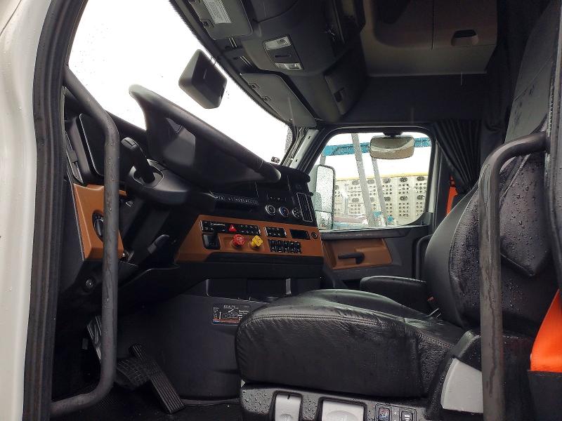 Продажа на аукционе авто 2025 Freightliner Cascadia, vin: 3AKJHHDR6SSVV2959, номер лота: 48778556