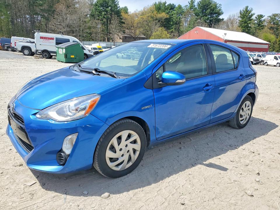 51672206 :رقم المزاد ، JTDKDTB30F1101824 vin ، 2015 Toyota Prius C مزاد بيع
