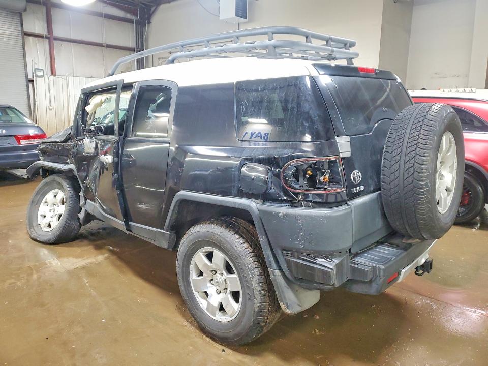 48325796 :رقم المزاد ، JTEBU11F38K049663 vin ، 2008 Toyota Fj Cruiser مزاد بيع