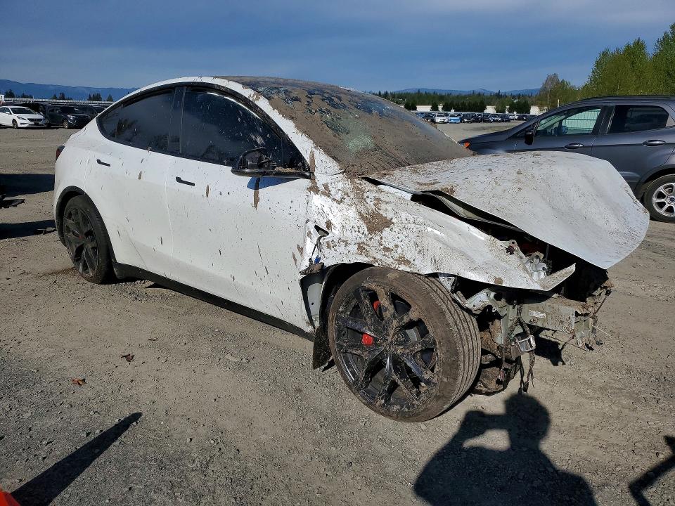 50664106 :رقم المزاد ، 7SAYGDET0TA620233 vin ، 2026 Tesla Model Y مزاد بيع