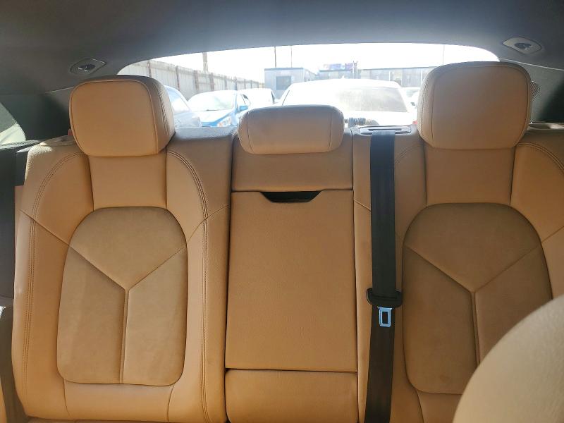 48849326 :رقم المزاد ، WP1AA2A57LLB11735 vin ، 2020 Porsche Macan مزاد بيع
