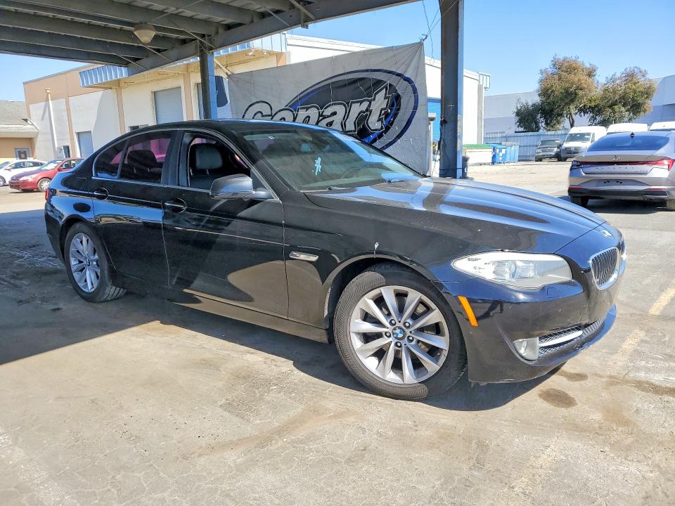 2013 Bmw 528 მანქანა იყიდება აუქციონზე, vin: WBAXG5C54DD230327, აუქციონის ნომერი: 51681126