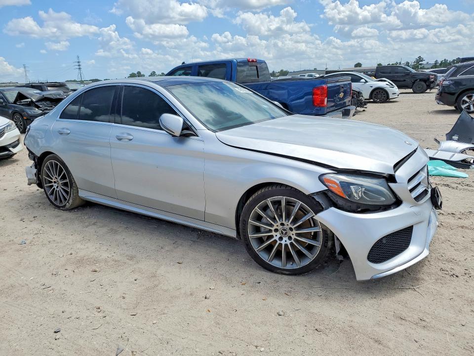 Продажа на аукционе авто 2017 Mercedes-benz C, vin: 55SWF4JB5HU232301, номер лота: 49129606