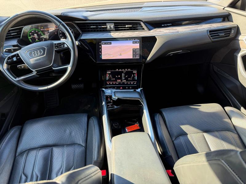 48879726 :رقم المزاد ، WA1VAAGE7KB006583 vin ، 2019 Audi E-tron مزاد بيع