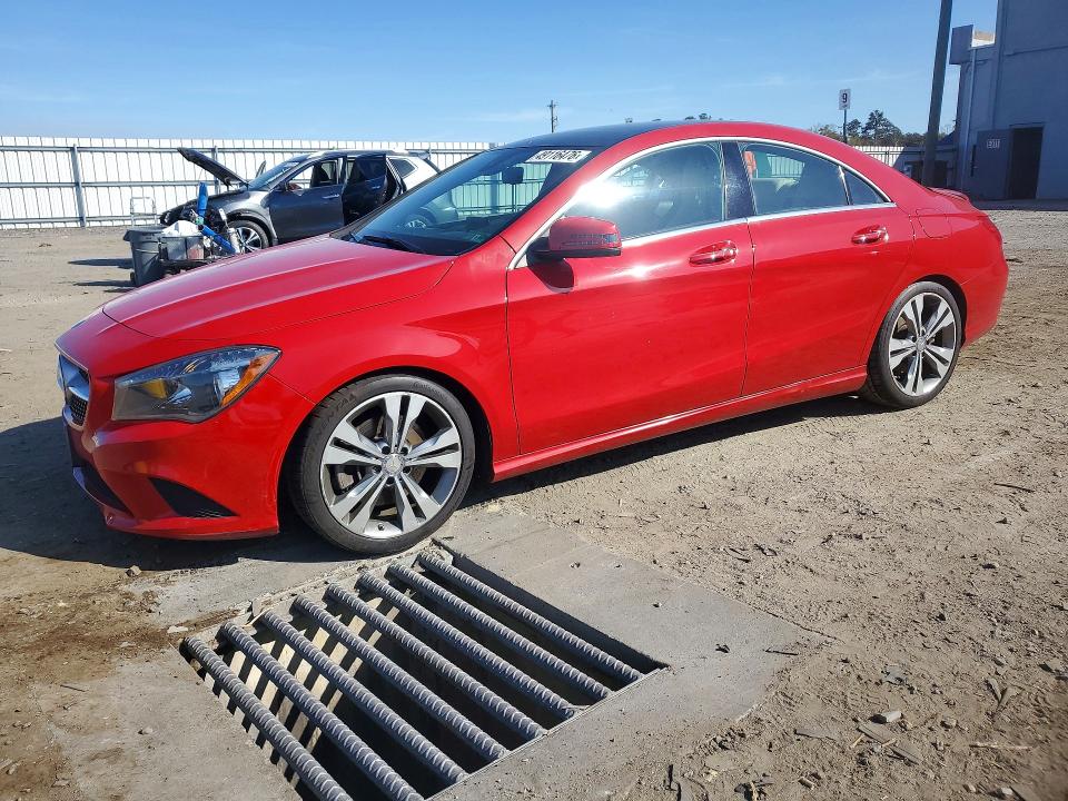49116476 :رقم المزاد ، WDDSJ4GB0GN300080 vin ، 2016 Mercedes-benz Cla مزاد بيع