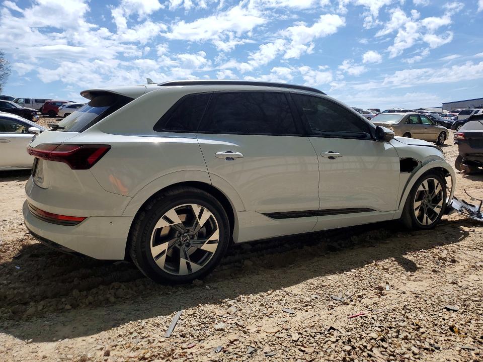 Aukcja sprzedaży 2021 Audi E-tron, vin: WA1AAAGE8MB008747, numer aukcji: 47960826