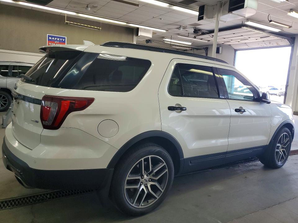 Продаж на аукціоні авто 2016 Ford Explorer, vin: 1FM5K8GT3GGB80540, номер лоту: 51516616