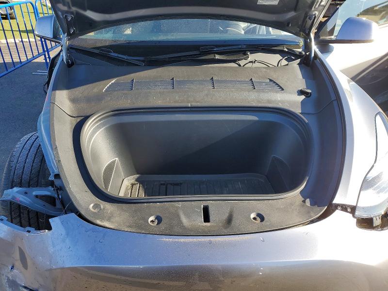 Продажа на аукционе авто 2025 Tesla Model Y, vin: 7SAYGAEE9SF239630, номер лота: 48637186