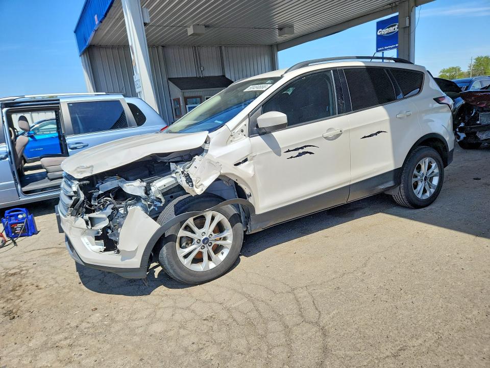 50494666 :رقم المزاد ، 1FMCU9GD1JUA90151 vin ، 2018 Ford Escape مزاد بيع