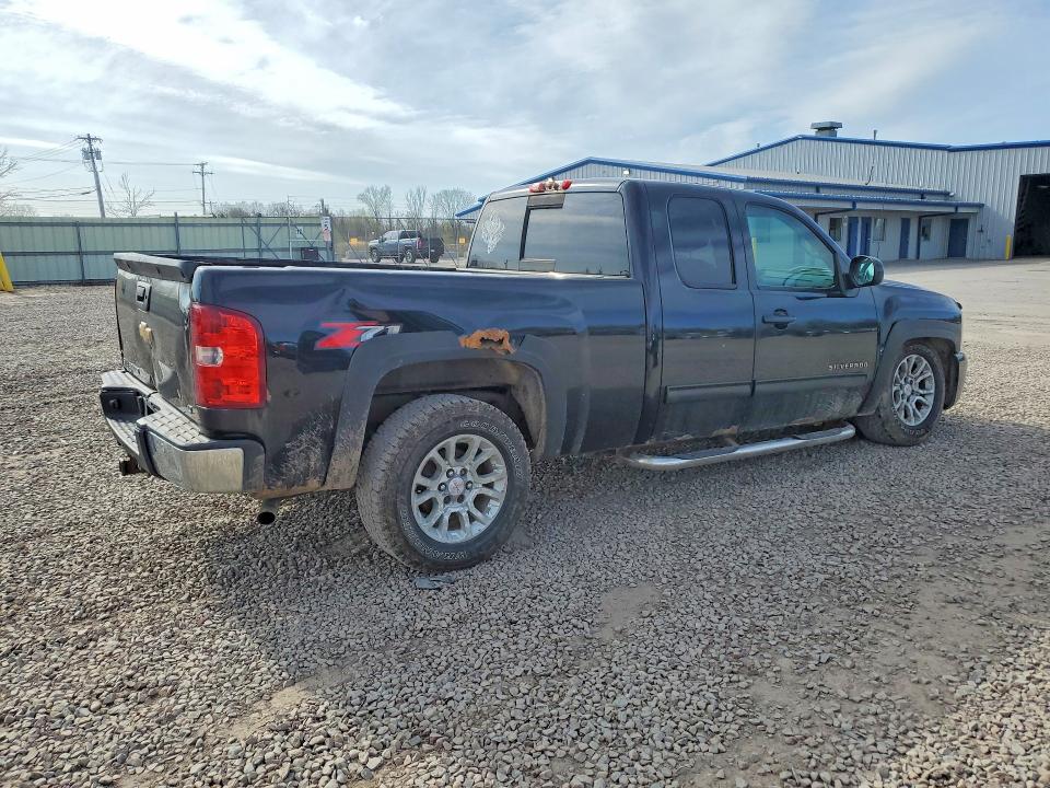 Продаж на аукціоні авто 2013 Chevrolet Silverado, vin: 1GCRKSE78DZ413322, номер лоту: 48688566